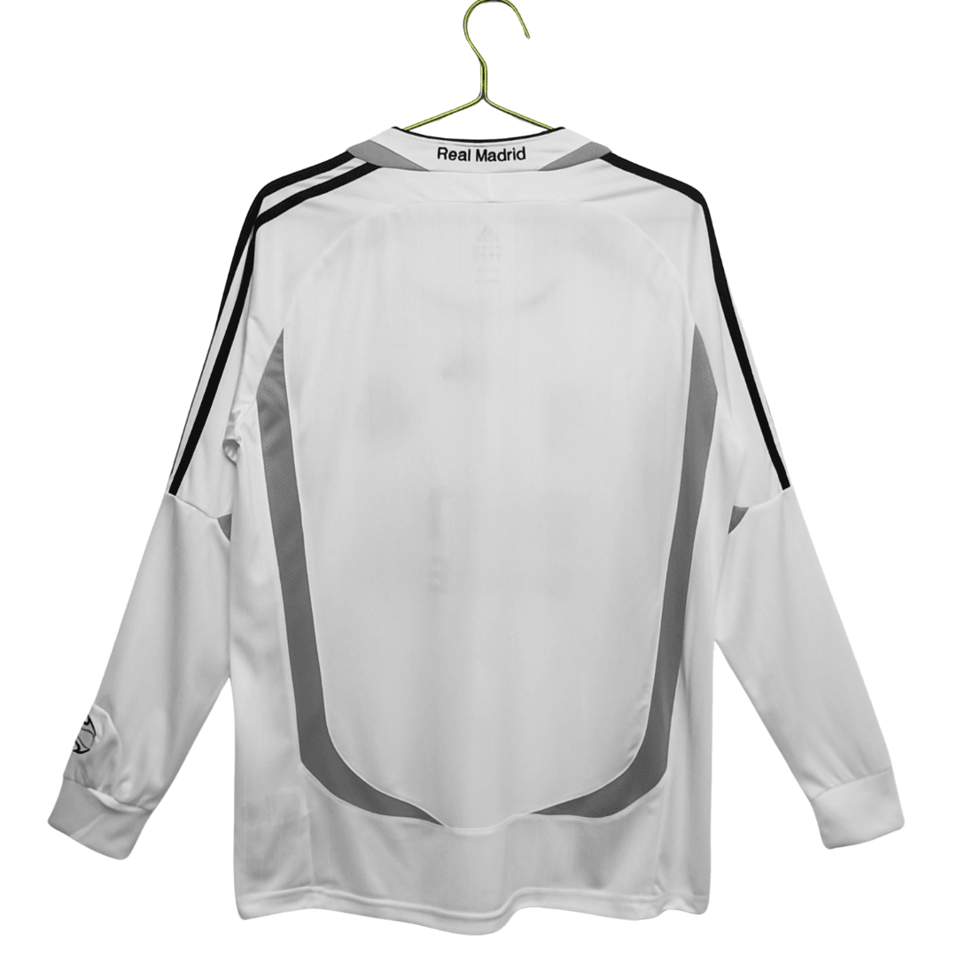 Camisa Retrô Real Madrid Manga Longa 2006/07 Home